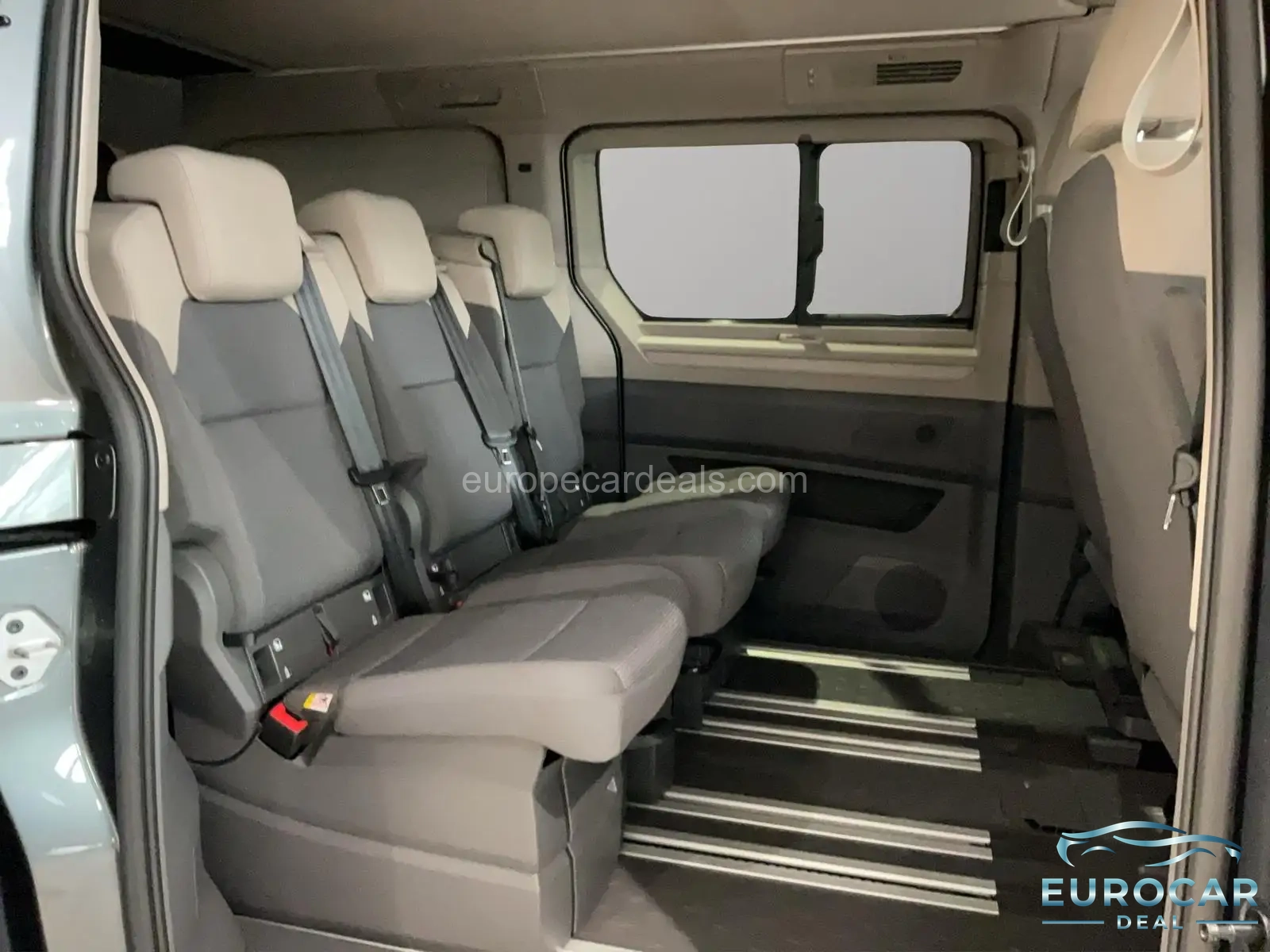 Volkswagen T7 California