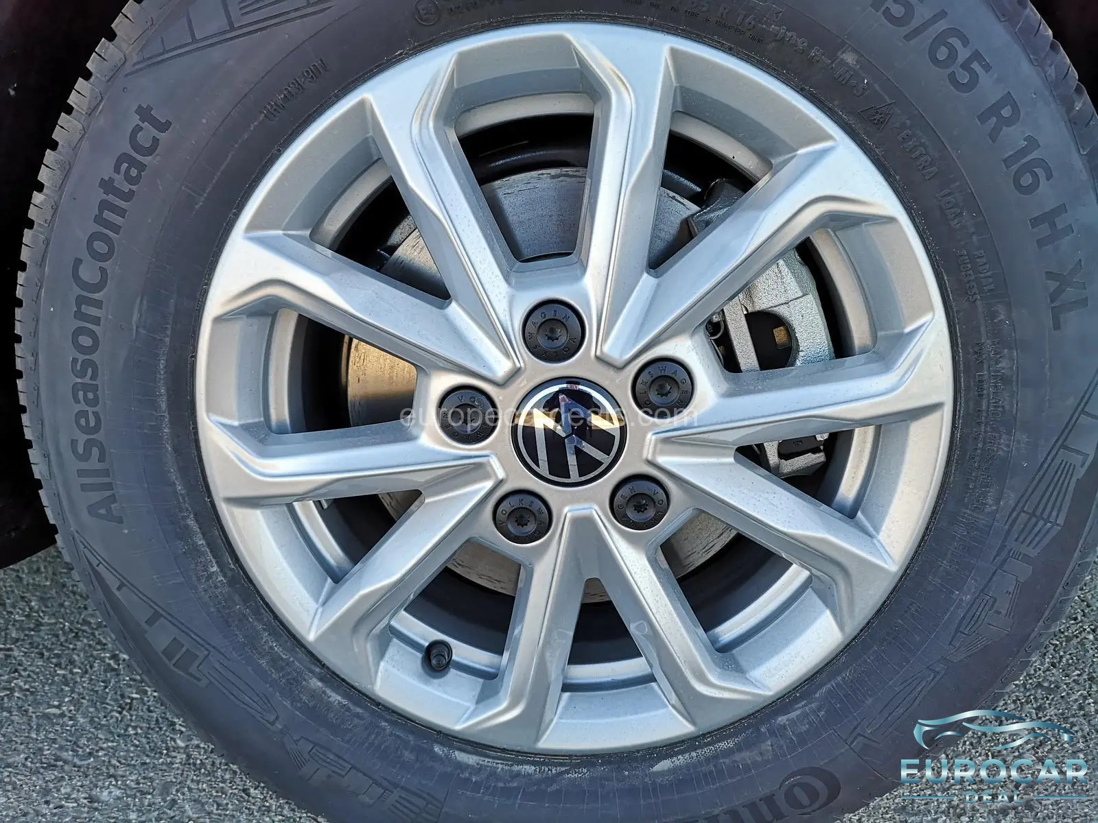 Volkswagen T7 California