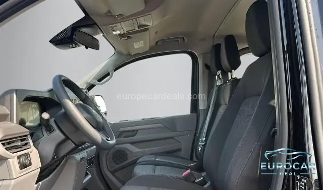 Volkswagen T7 Kombi