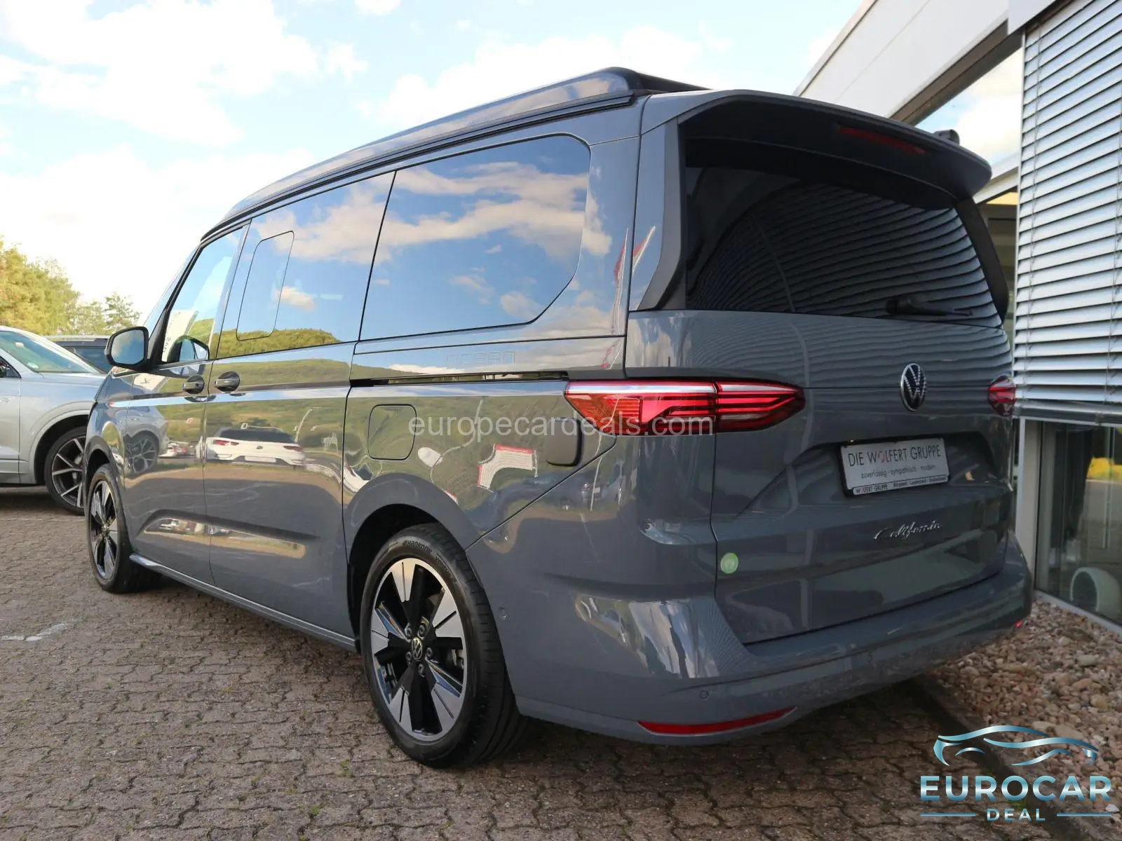 Volkswagen T7 California