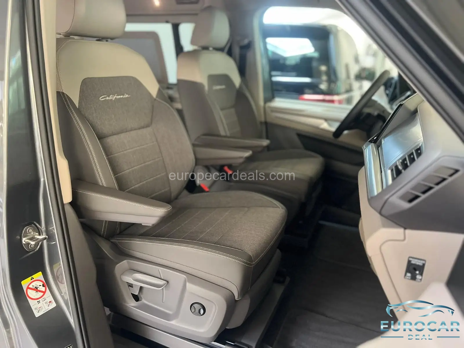Volkswagen T7 California