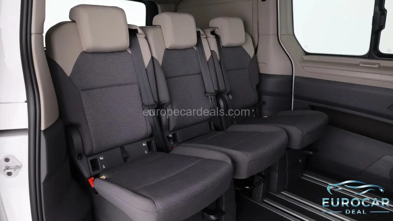 Volkswagen T7 California