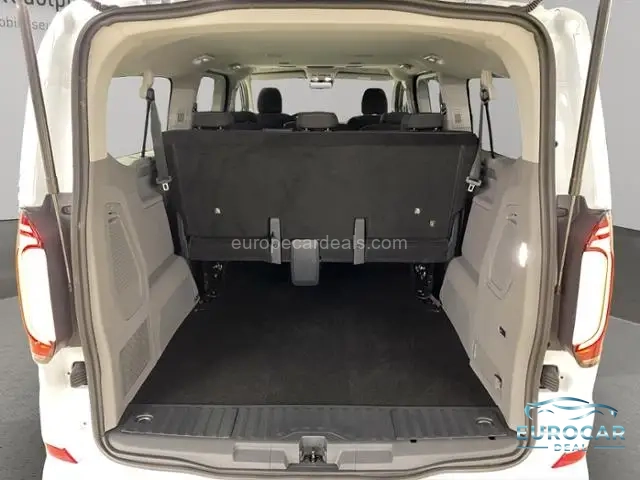 Volkswagen T7 Caravelle