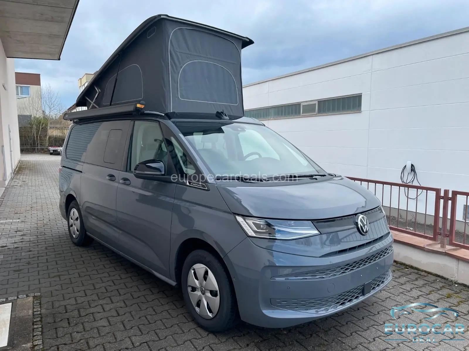 Volkswagen T7 California