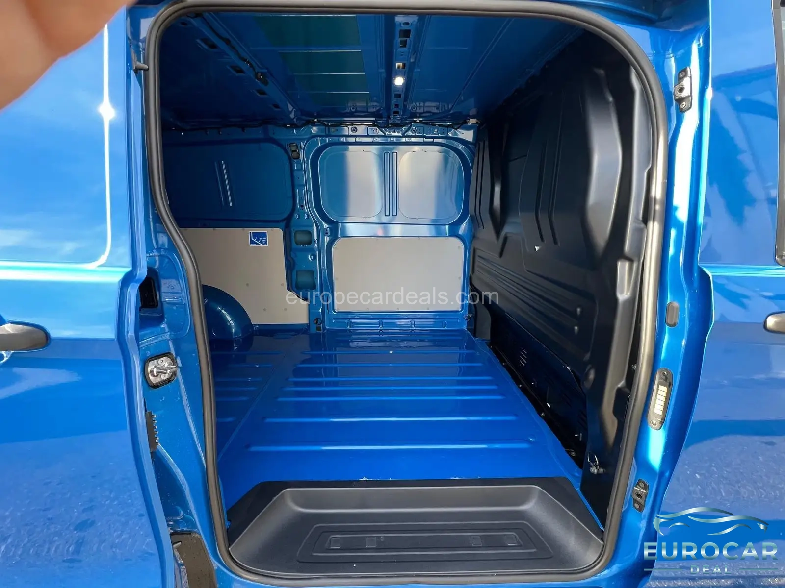 Volkswagen T7 Transporter