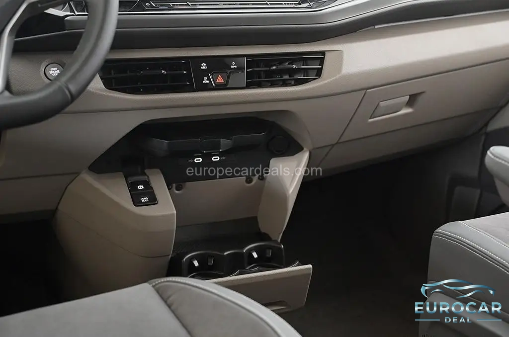 Volkswagen T7 California