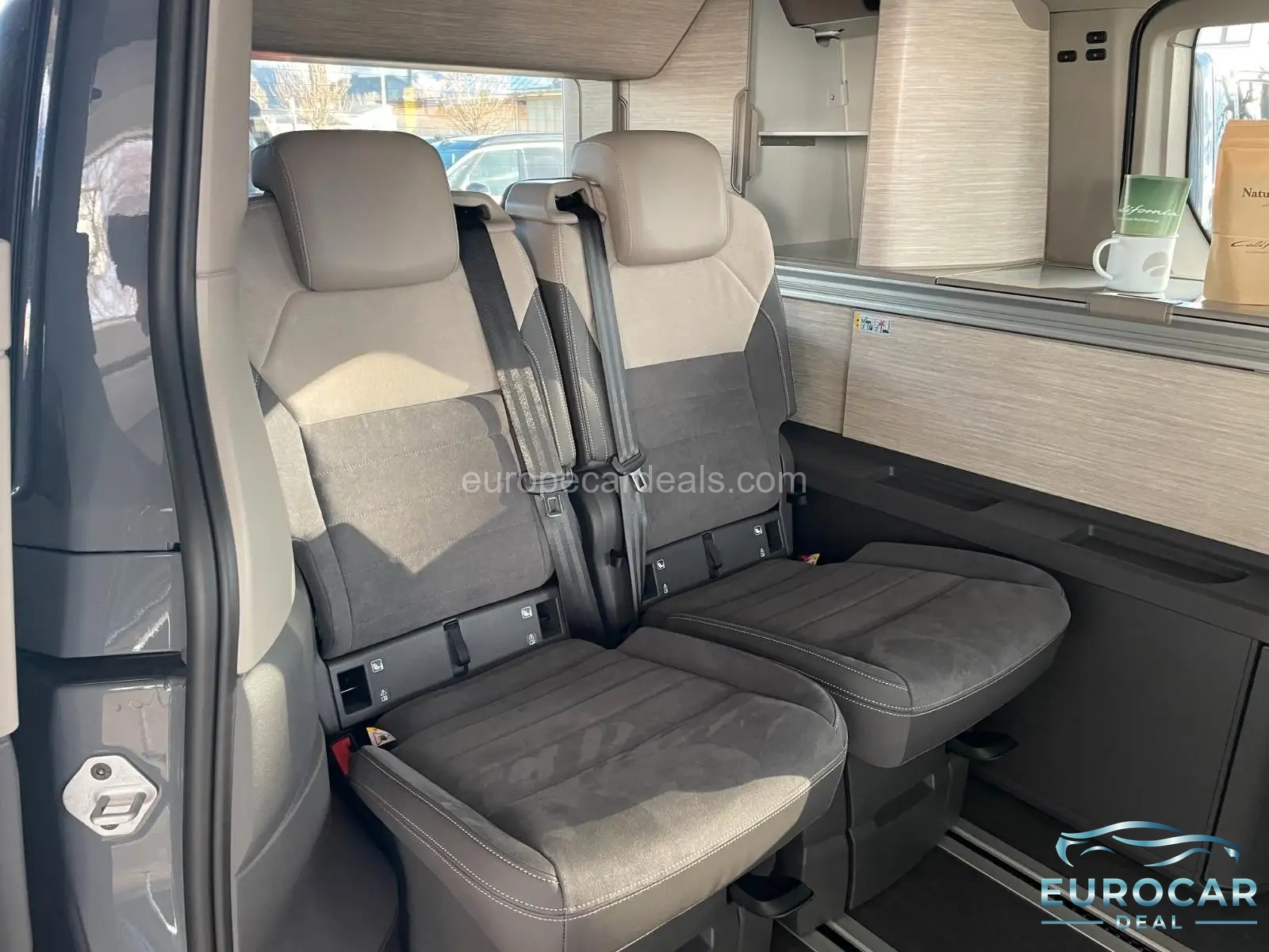 Volkswagen T7 California