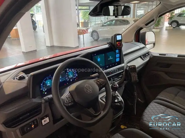 Volkswagen T7 Kombi