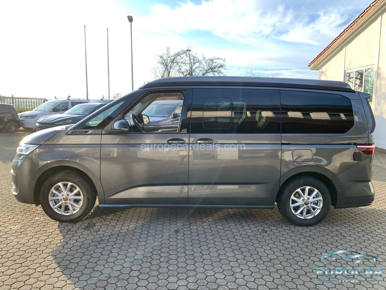 Volkswagen T7 California