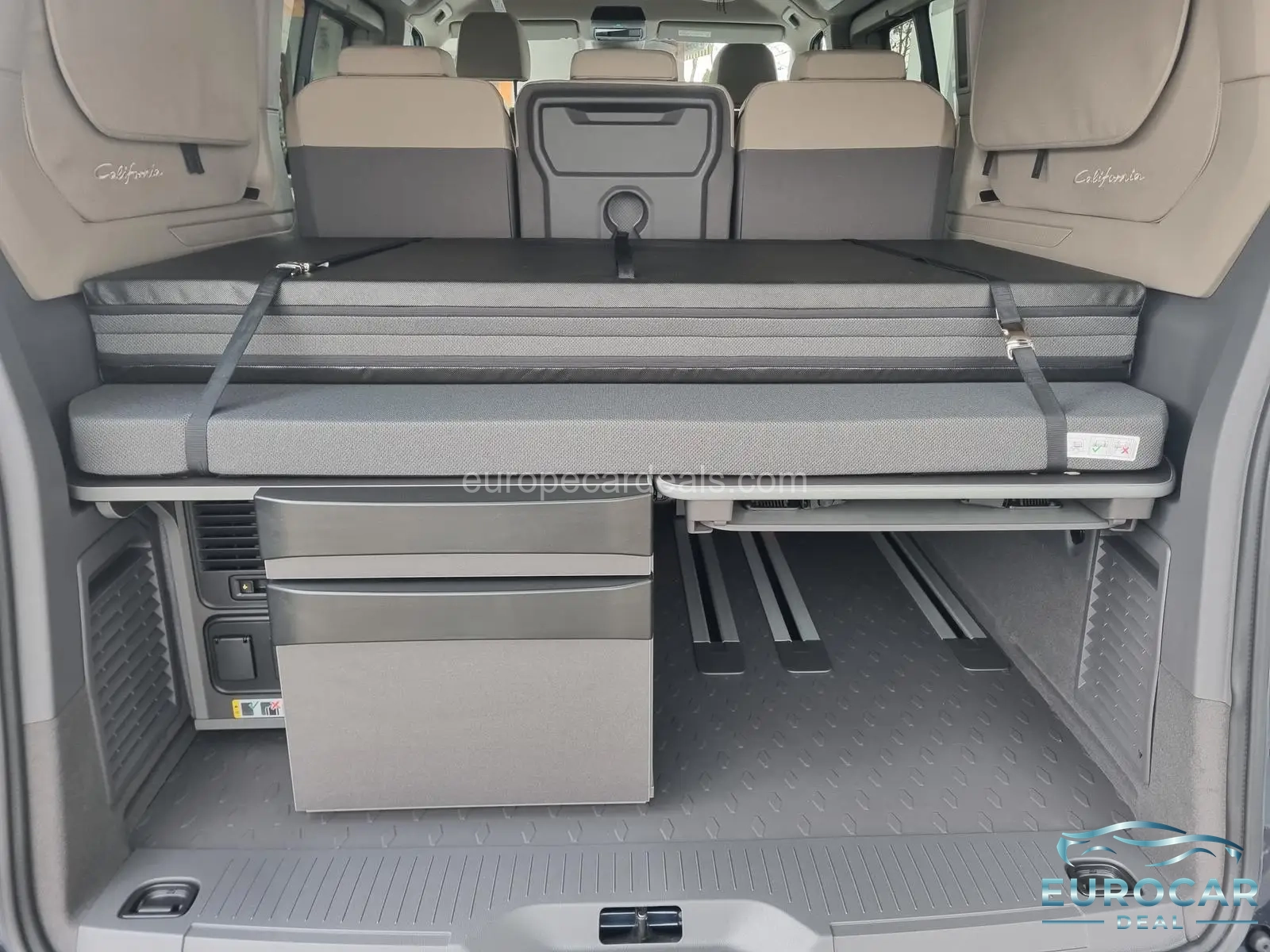 Volkswagen T7 California