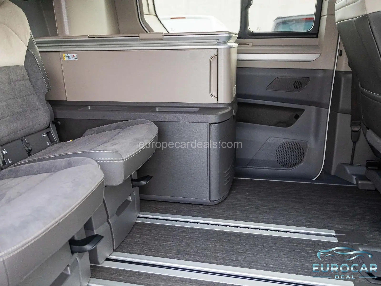 Volkswagen T7 California