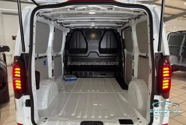 Volkswagen T7 Transporter