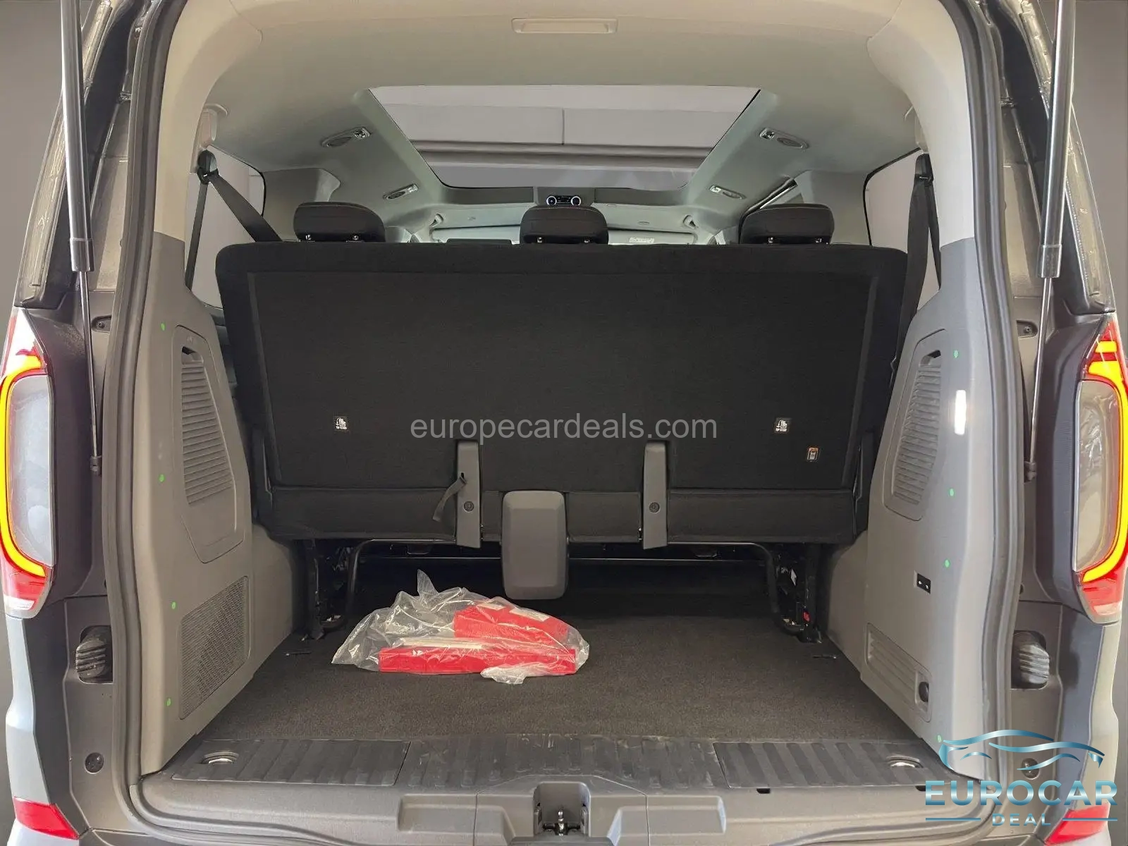 Volkswagen T7 Caravelle