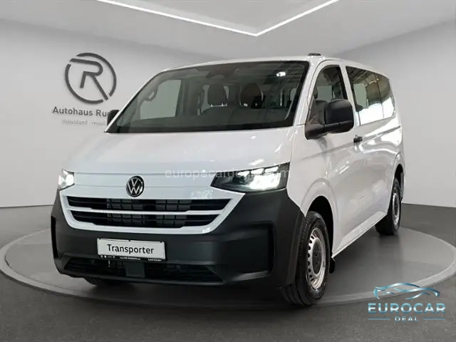 Volkswagen T7 Kombi