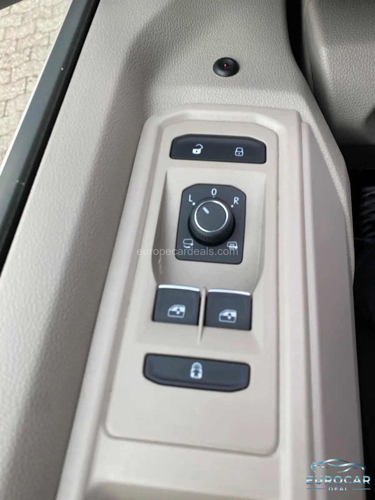 Volkswagen T7 California