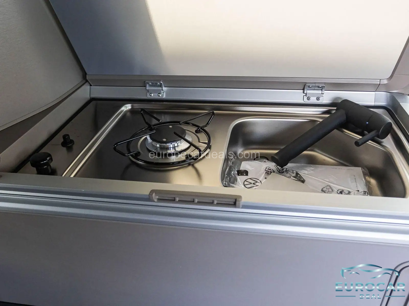 Volkswagen T7 California