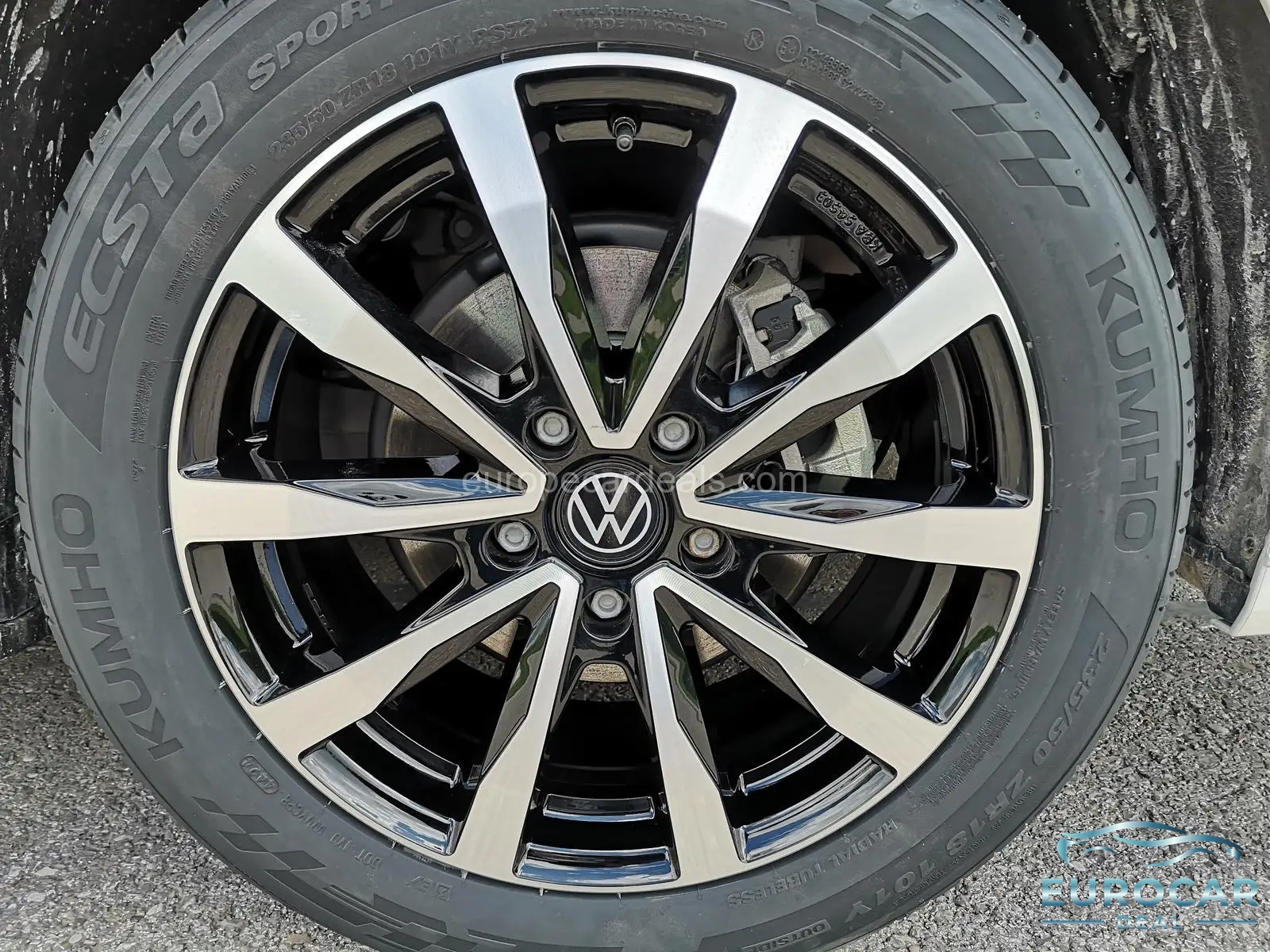 Volkswagen T7 California