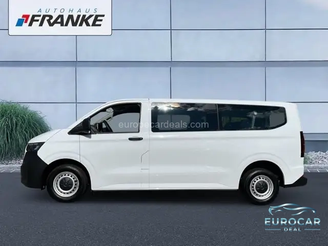 Volkswagen T7 Kombi