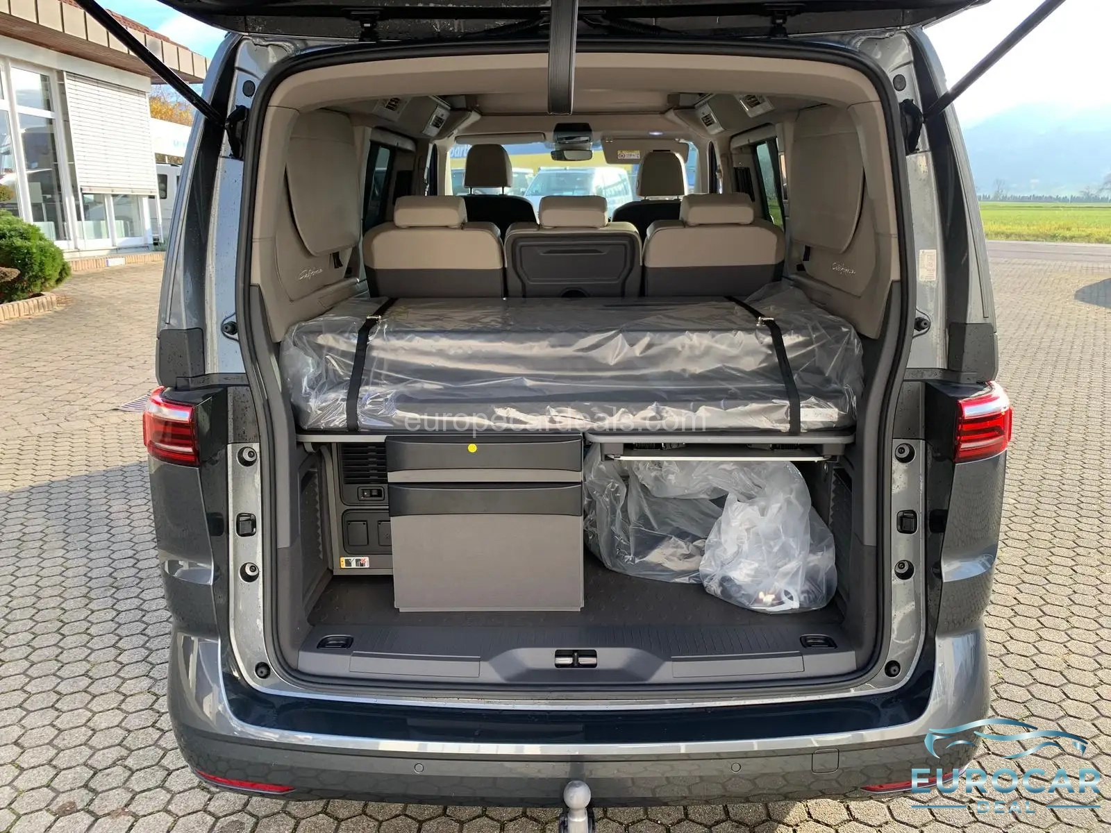 Volkswagen T7 California