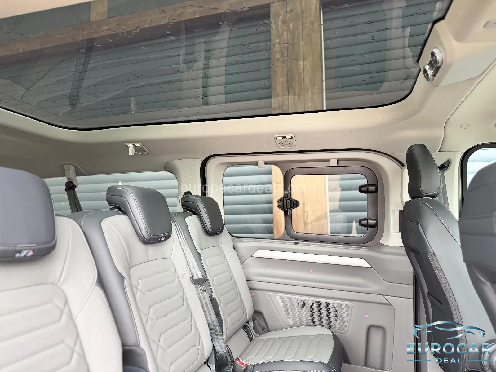 Volkswagen T7 Caravelle