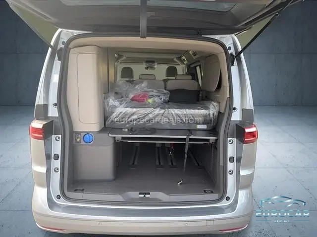 Volkswagen T7 California