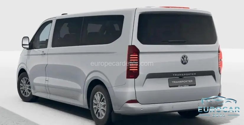 Volkswagen T7 Kombi