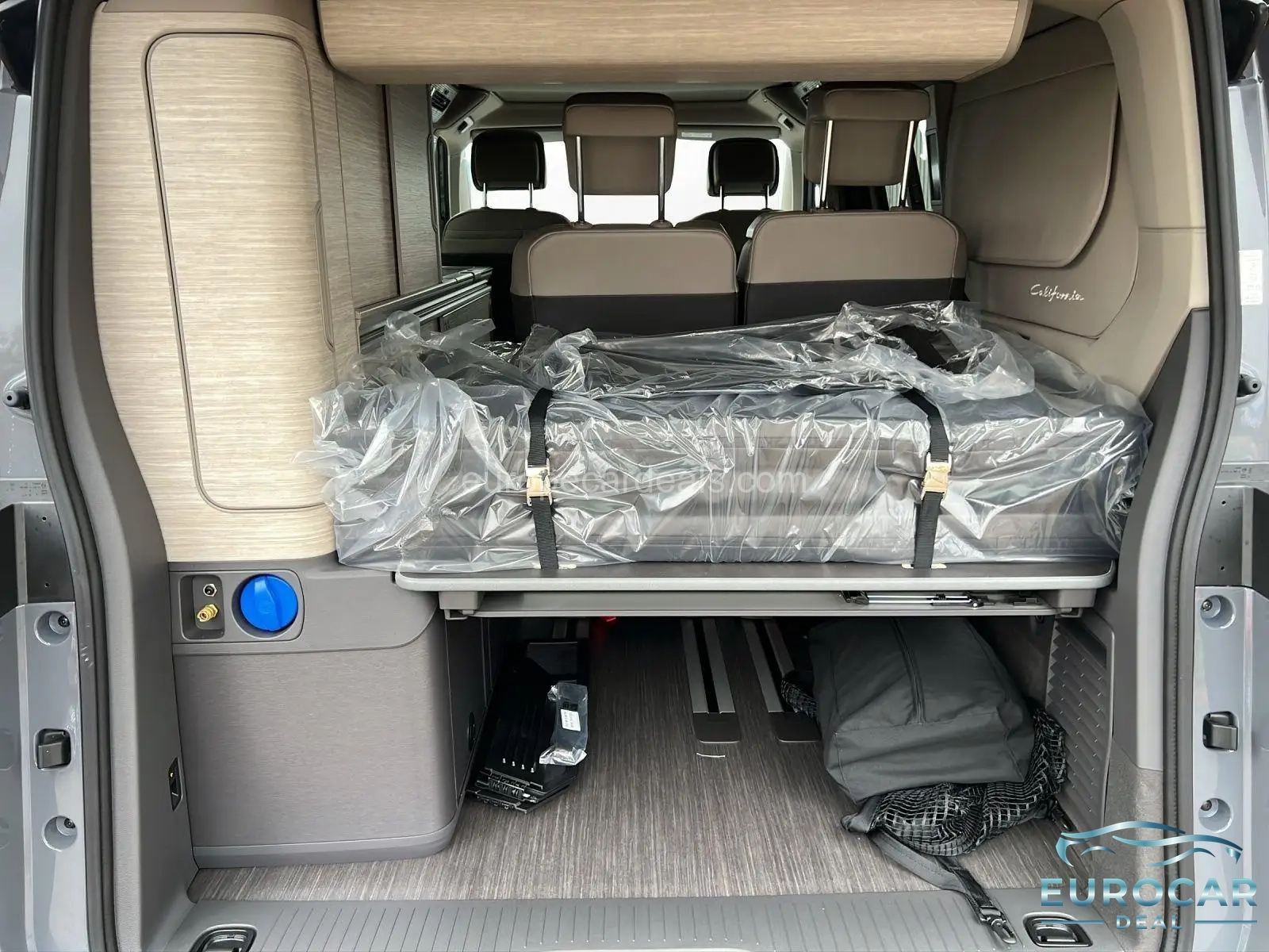 Volkswagen T7 California