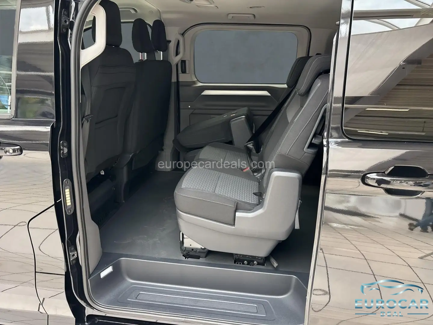 Volkswagen T7 Caravelle