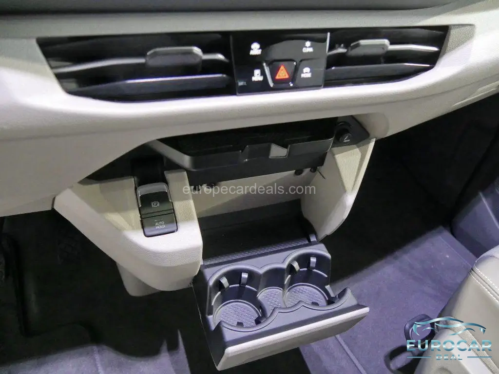 Volkswagen T7 California