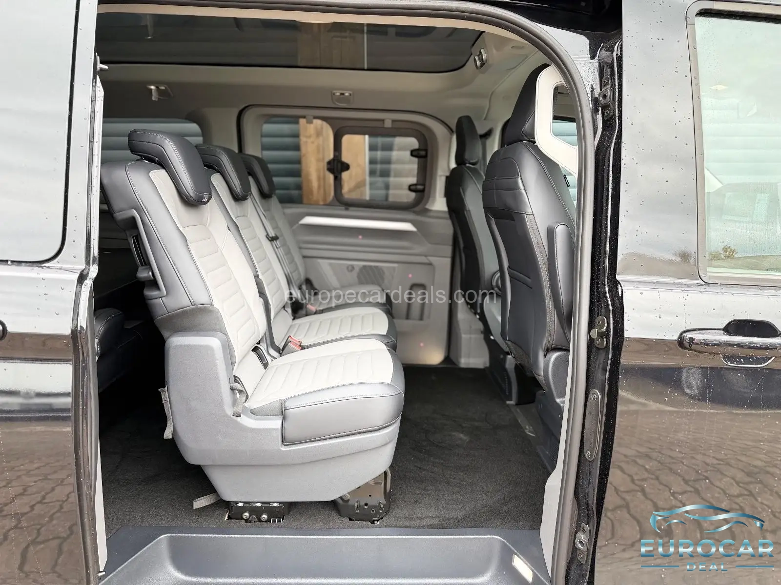 Volkswagen T7 Caravelle