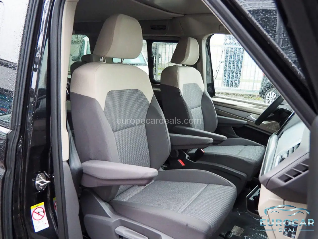 Volkswagen T7 California