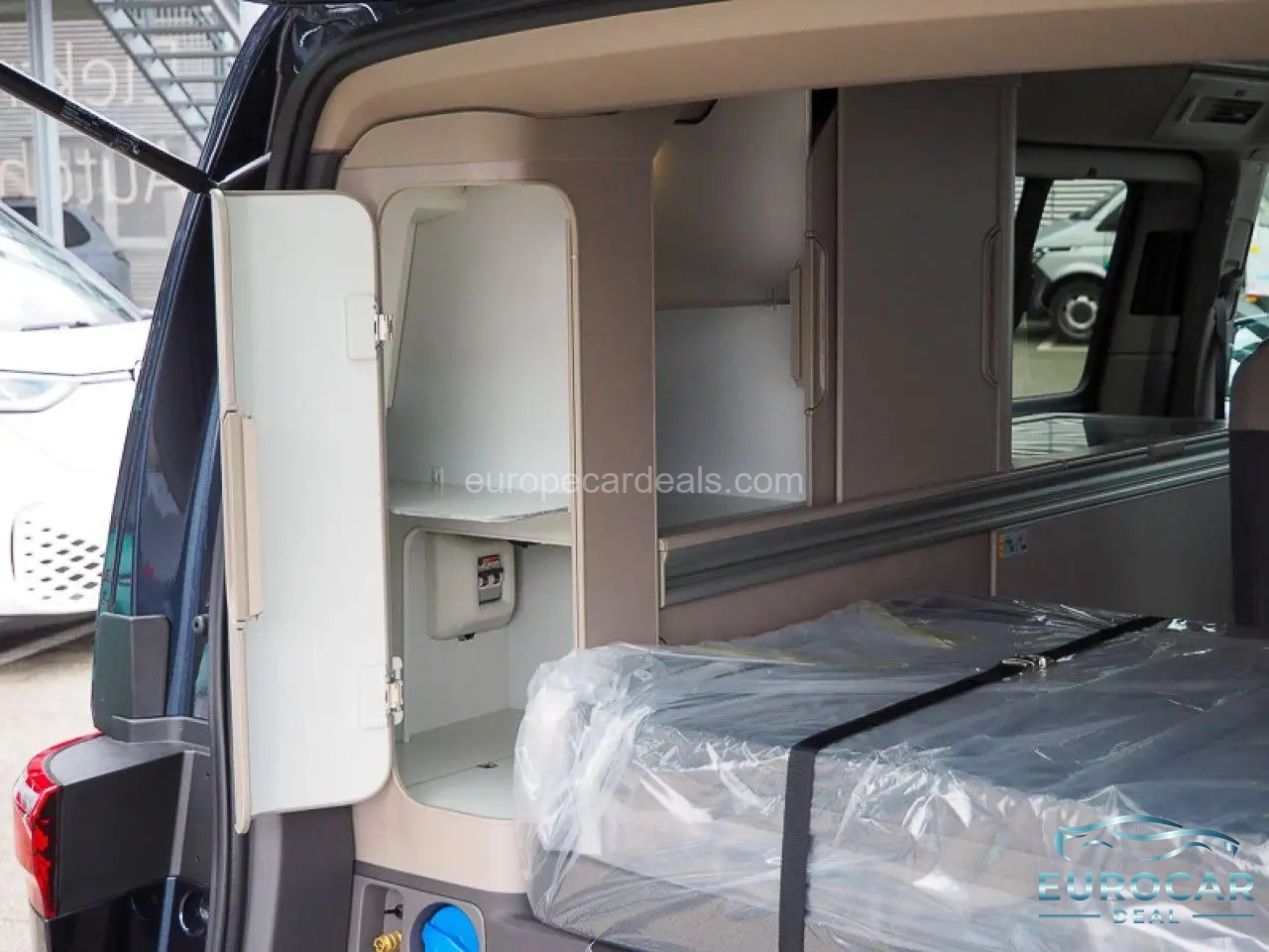 Volkswagen T7 California