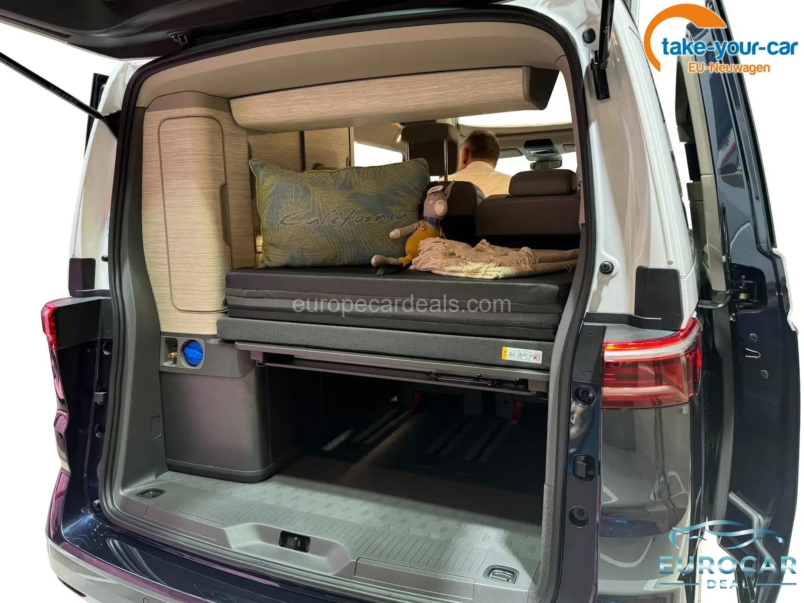 Volkswagen T7 California