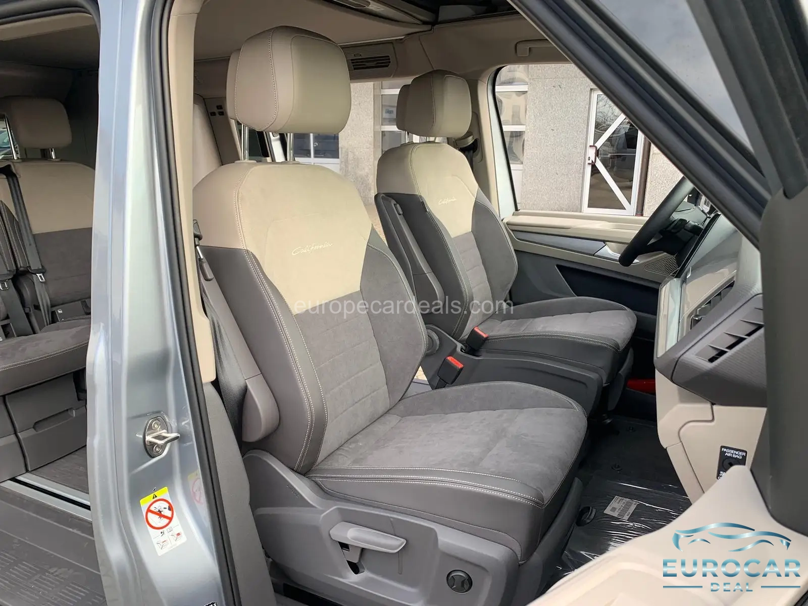 Volkswagen T7 California