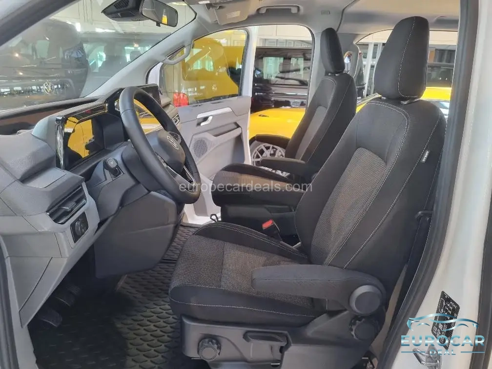 Volkswagen T7 Kombi