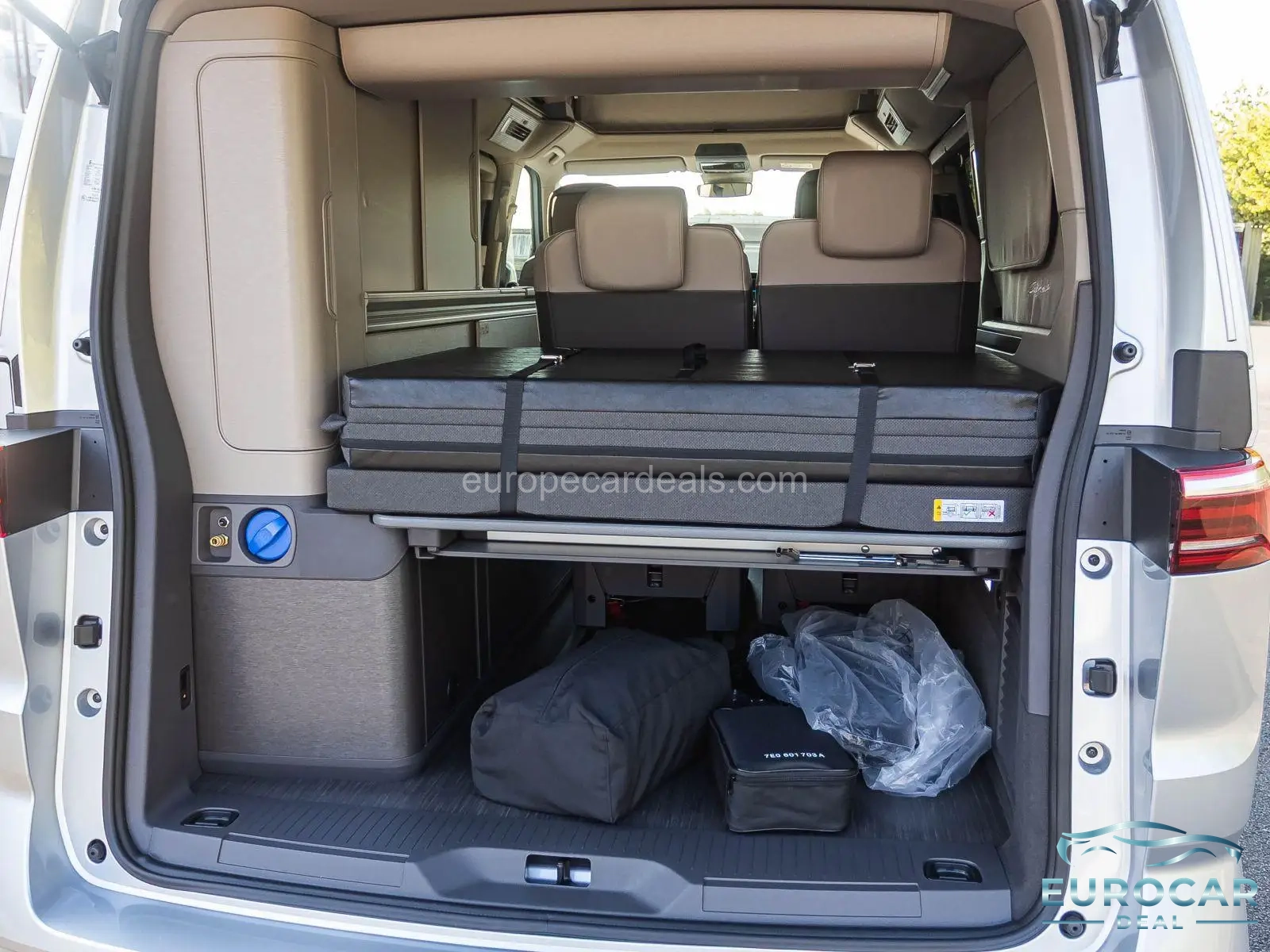 Volkswagen T7 California