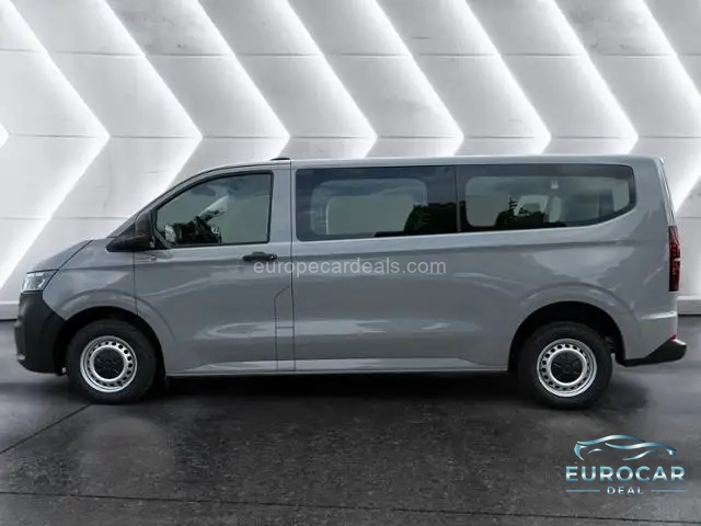 Volkswagen T7 Kombi