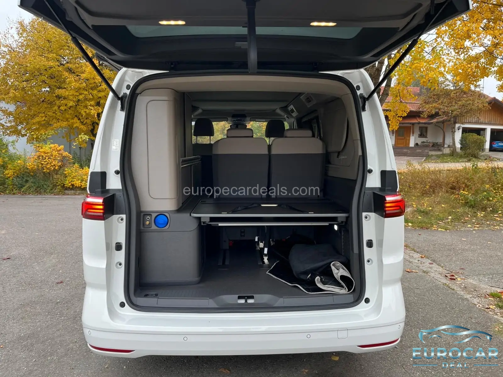 Volkswagen T7 California