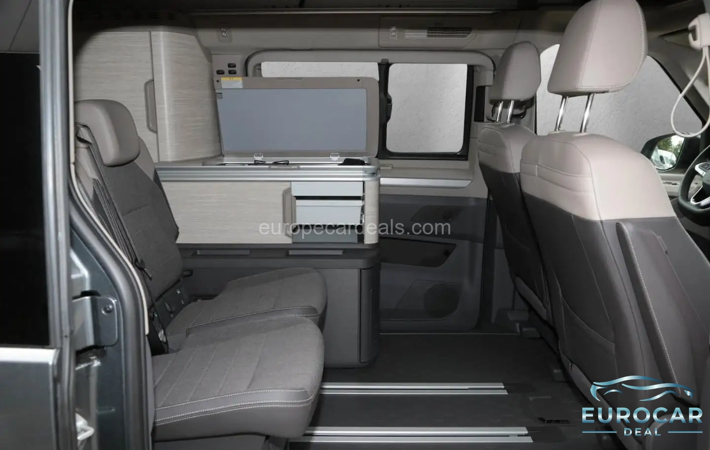 Volkswagen T7 California