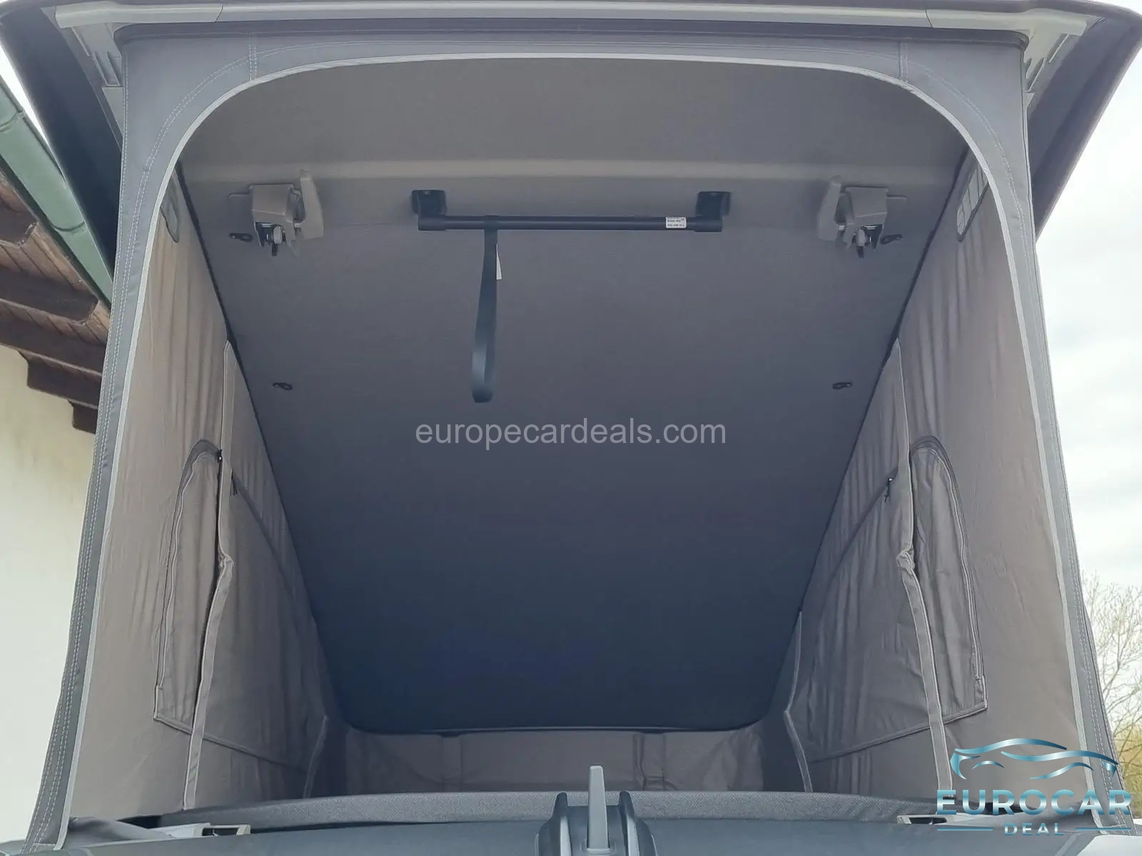 Volkswagen T7 California