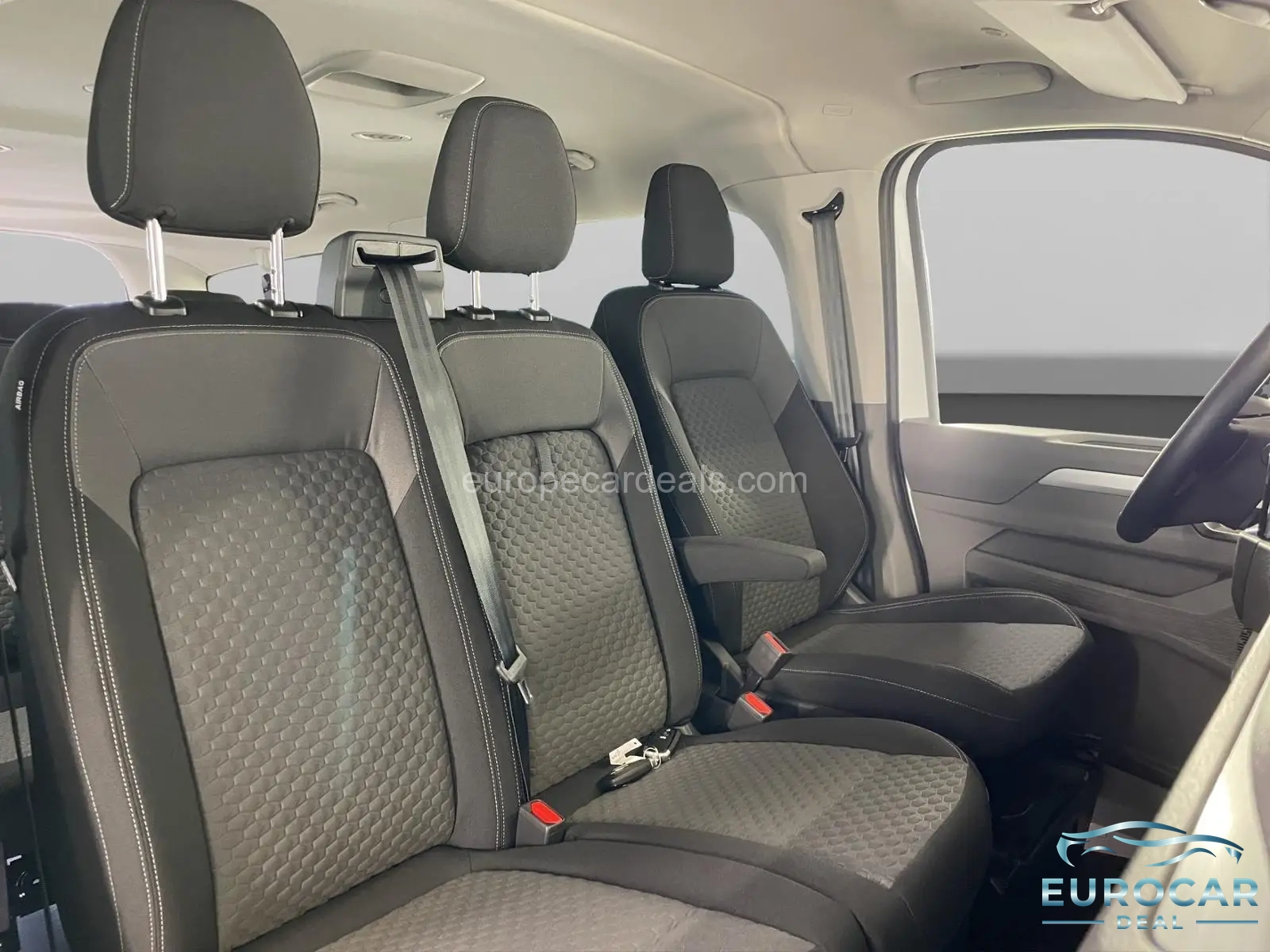 Volkswagen T7 Caravelle