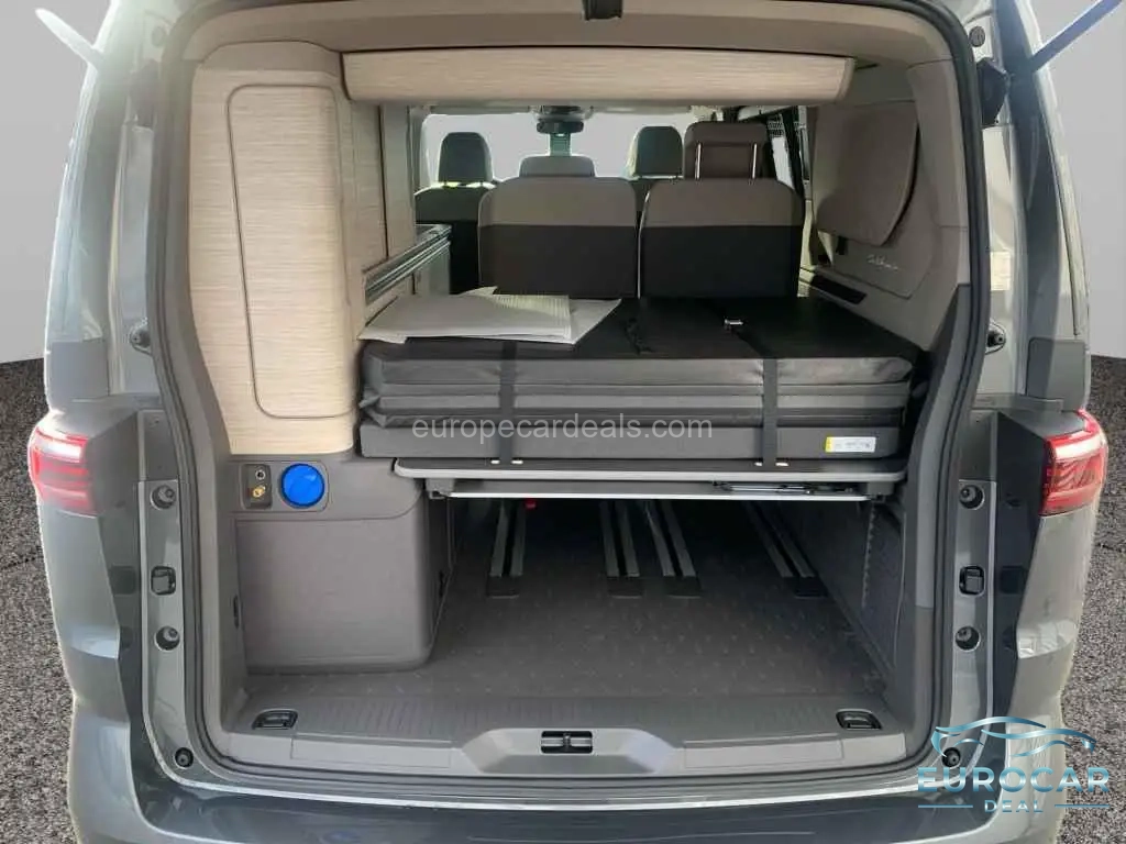 Volkswagen T7 California