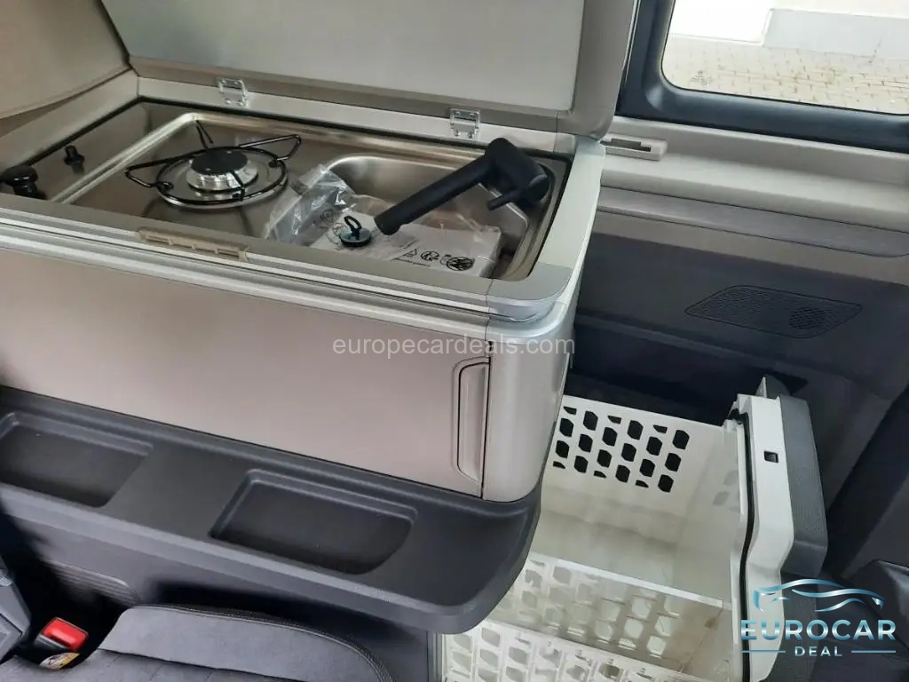 Volkswagen T7 California