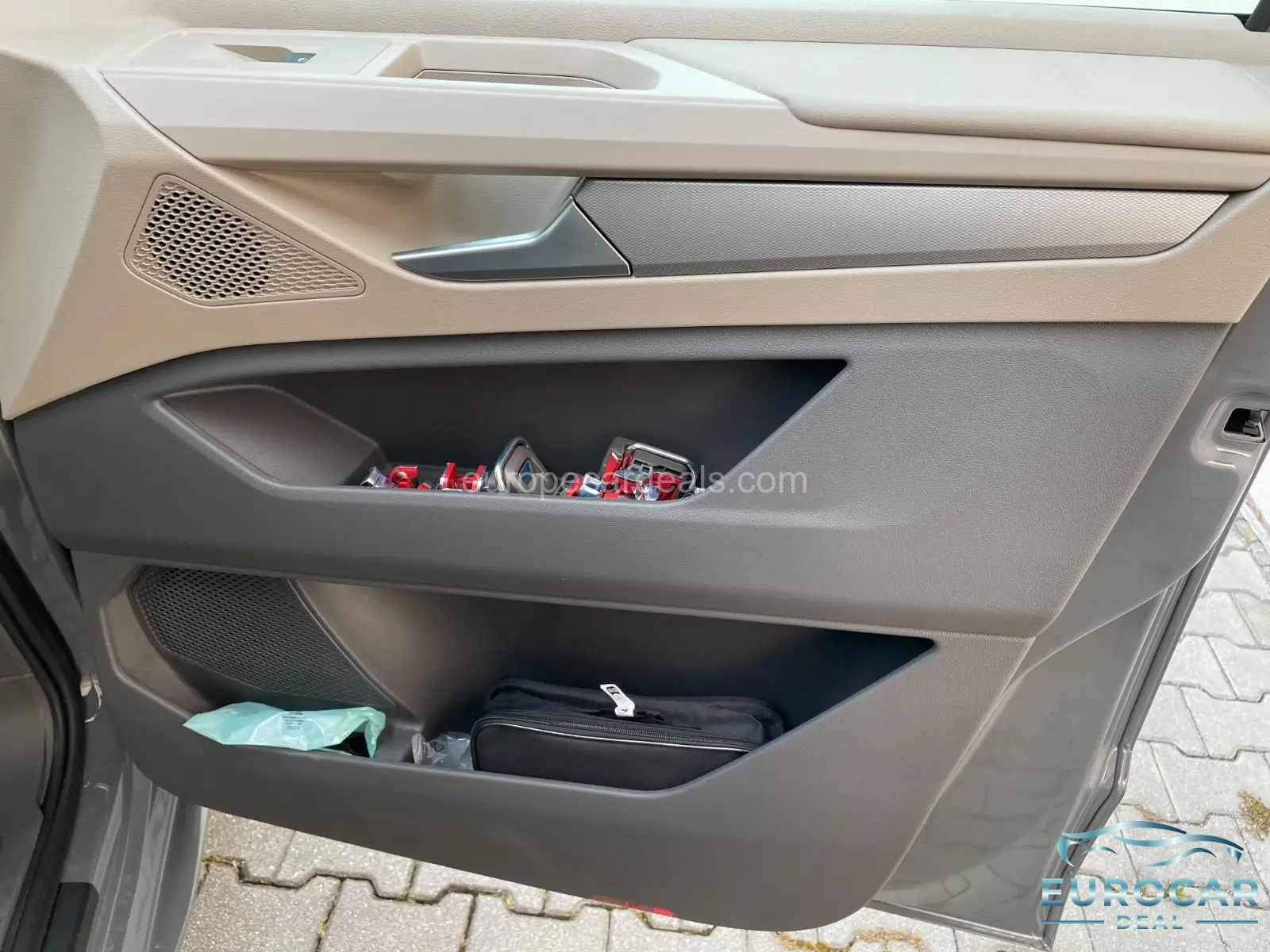 Volkswagen T7 California