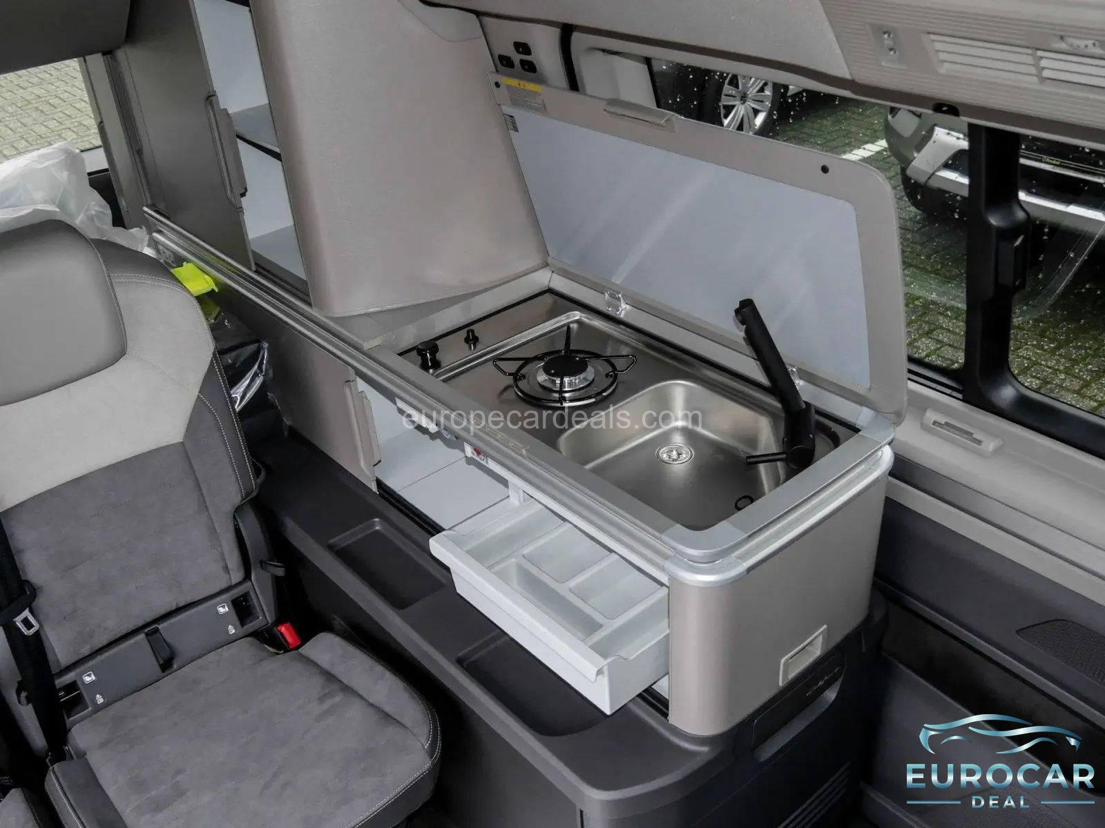 Volkswagen T7 California