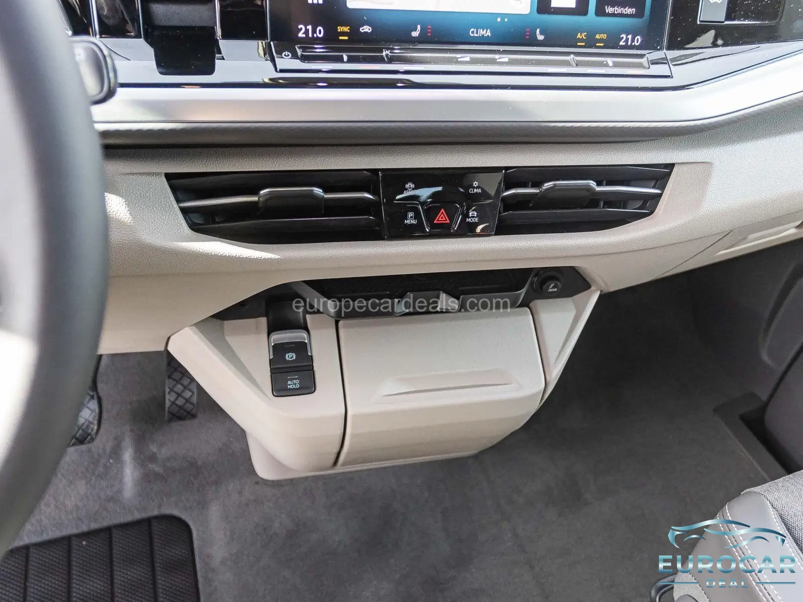 Volkswagen T7 California
