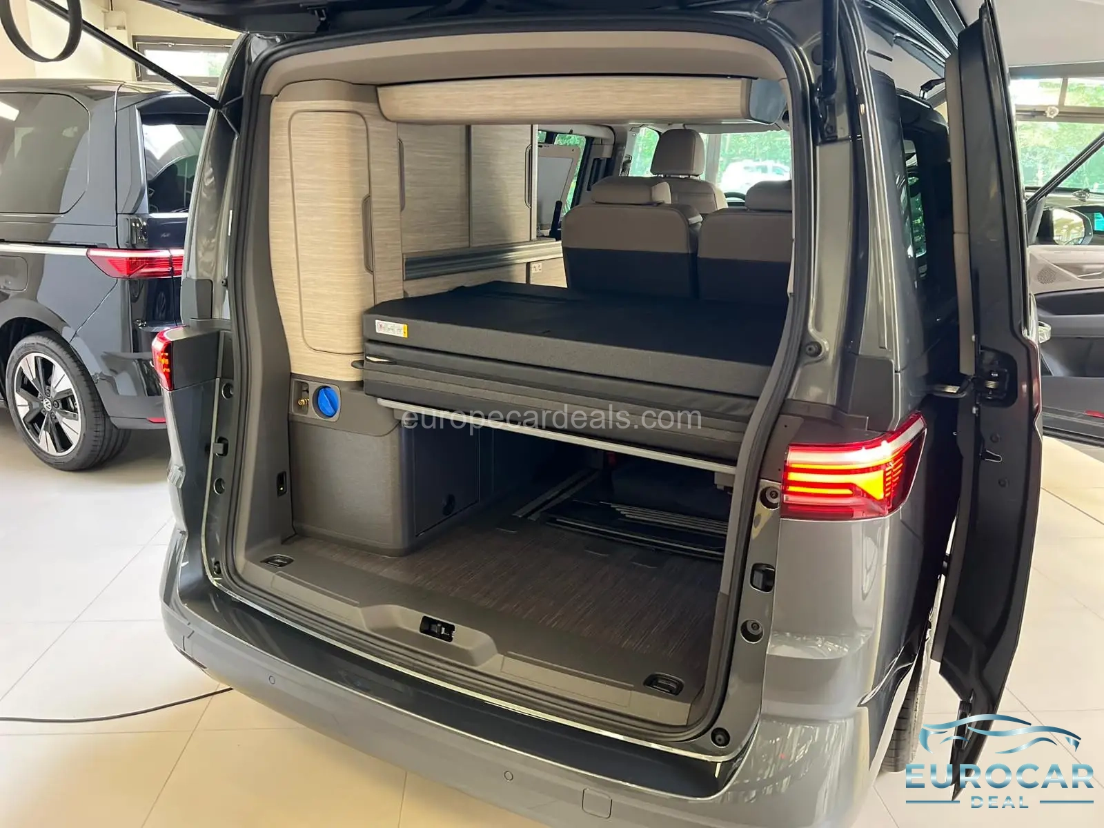 Volkswagen T7 California