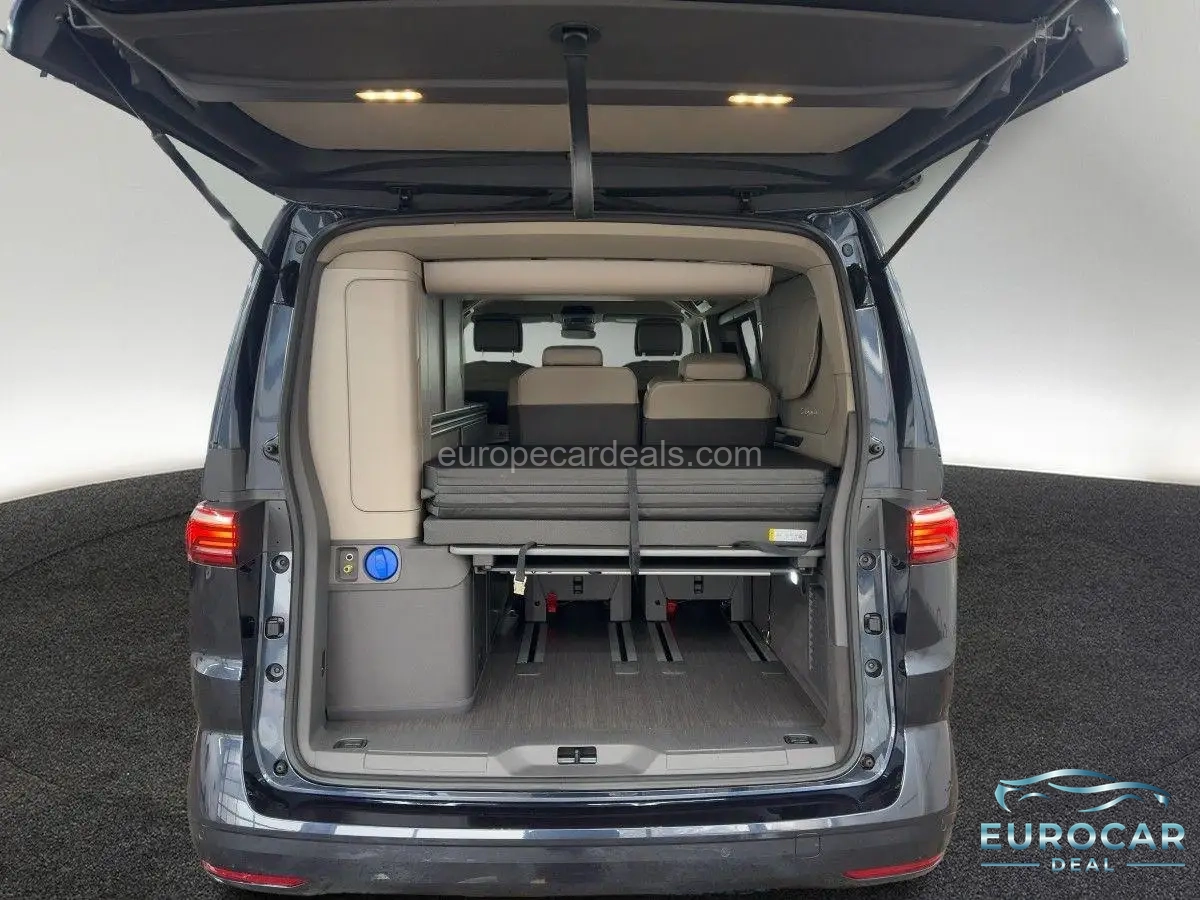 Volkswagen T7 Kombi