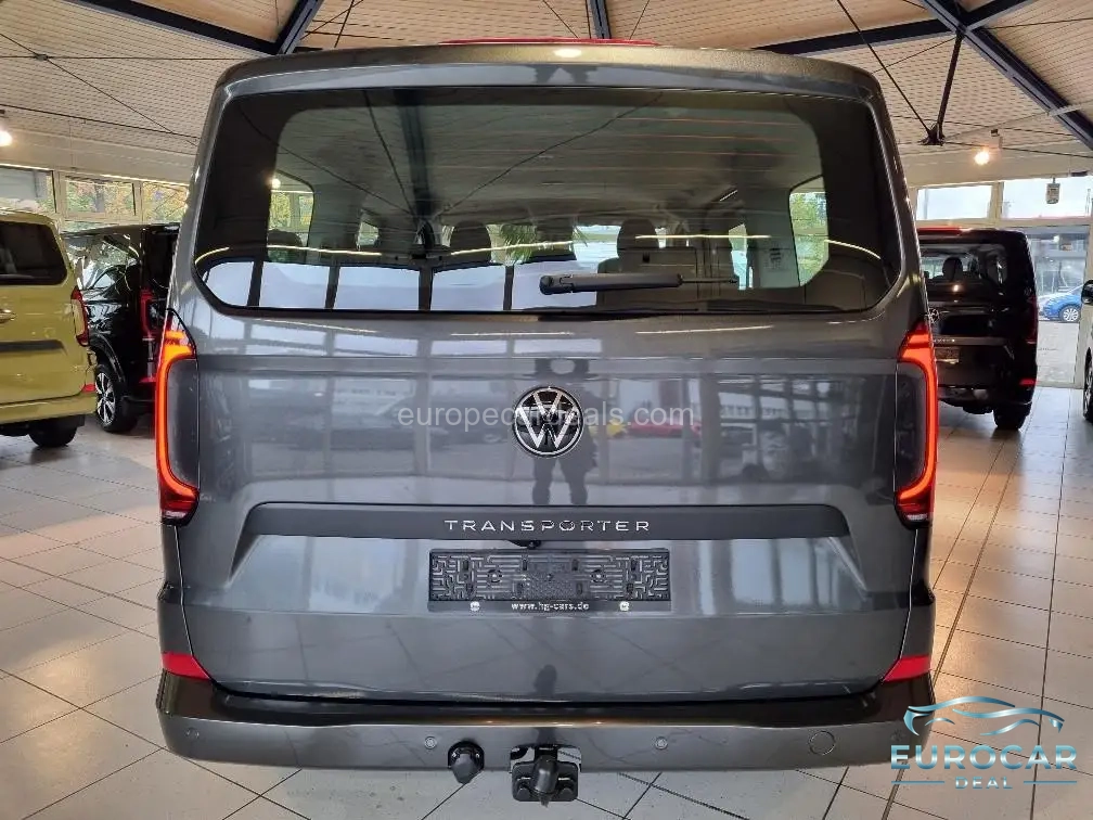 Volkswagen T7 Kombi