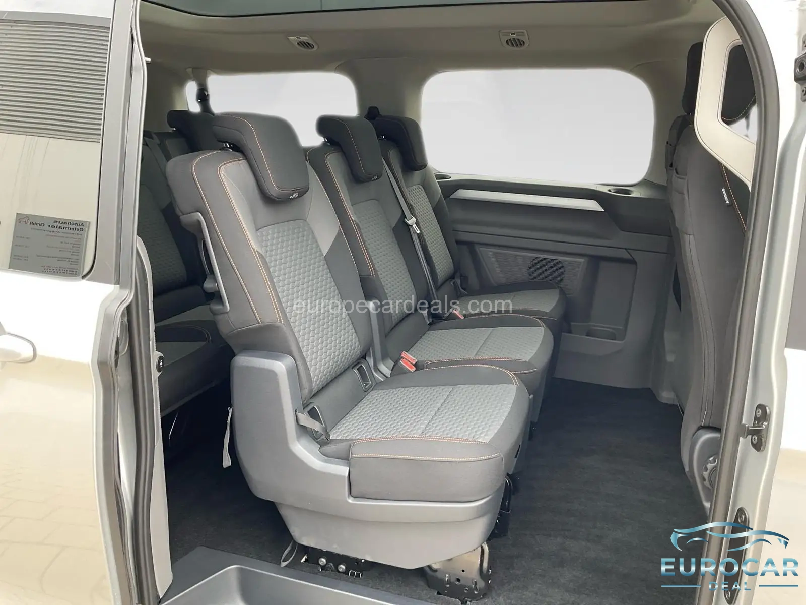 Volkswagen T7 Caravelle